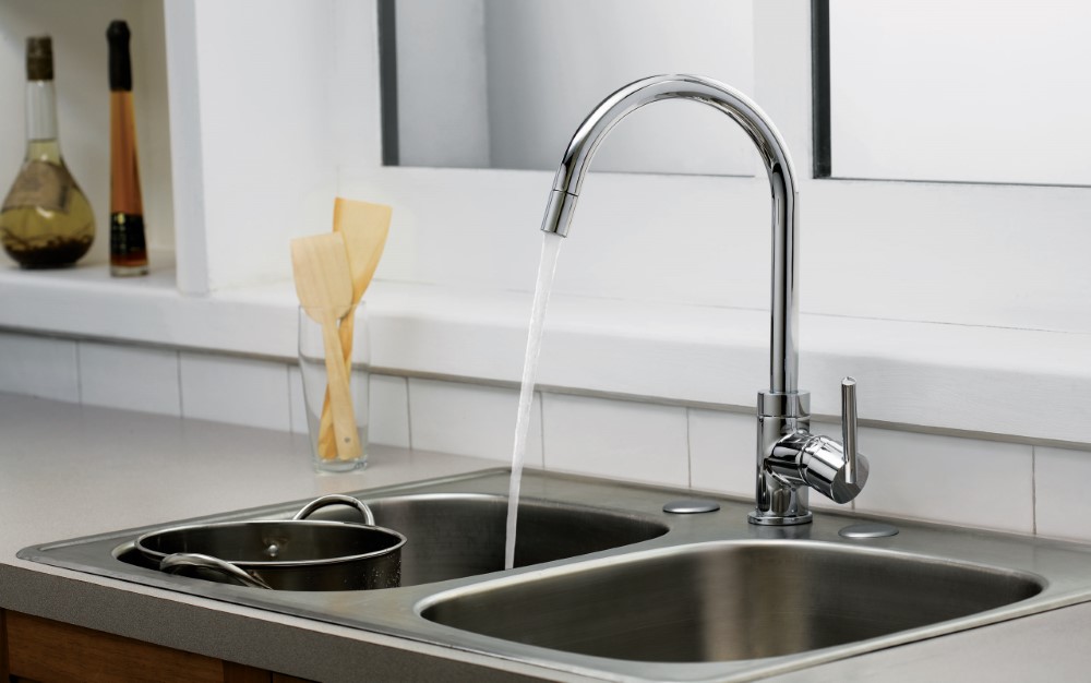 MEZCLADORA FREGADERO C/ MANGUERA EXTRAIB