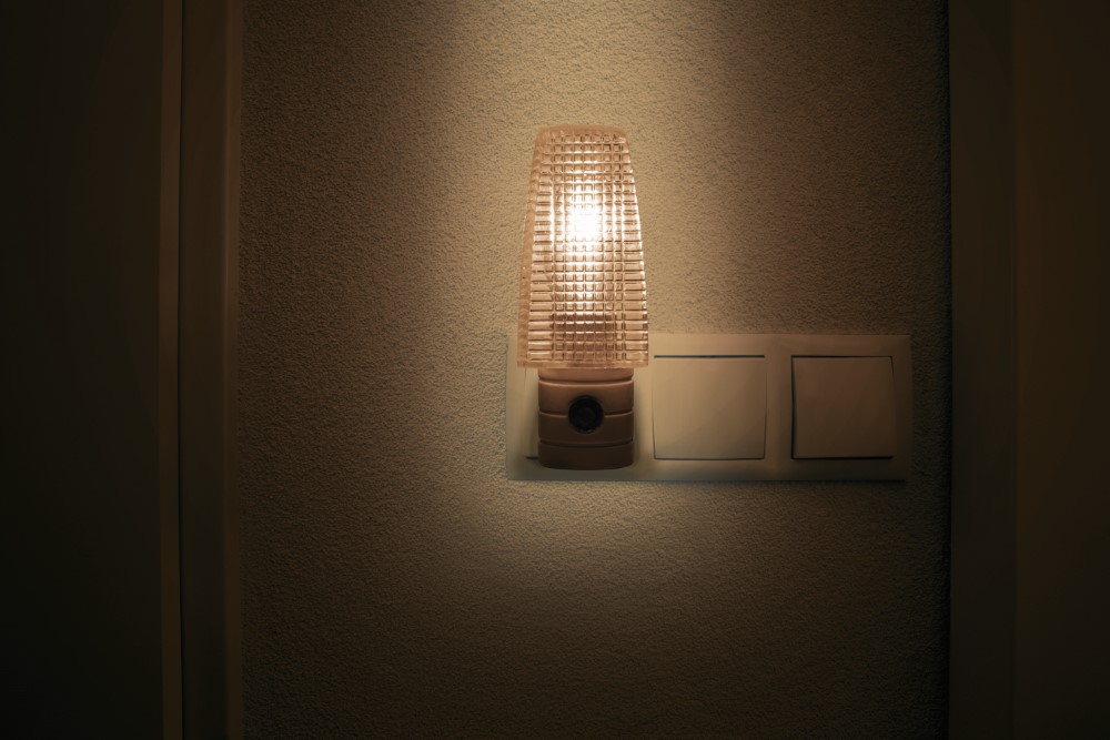 LUZ NOCHE CON FOTOCELDA